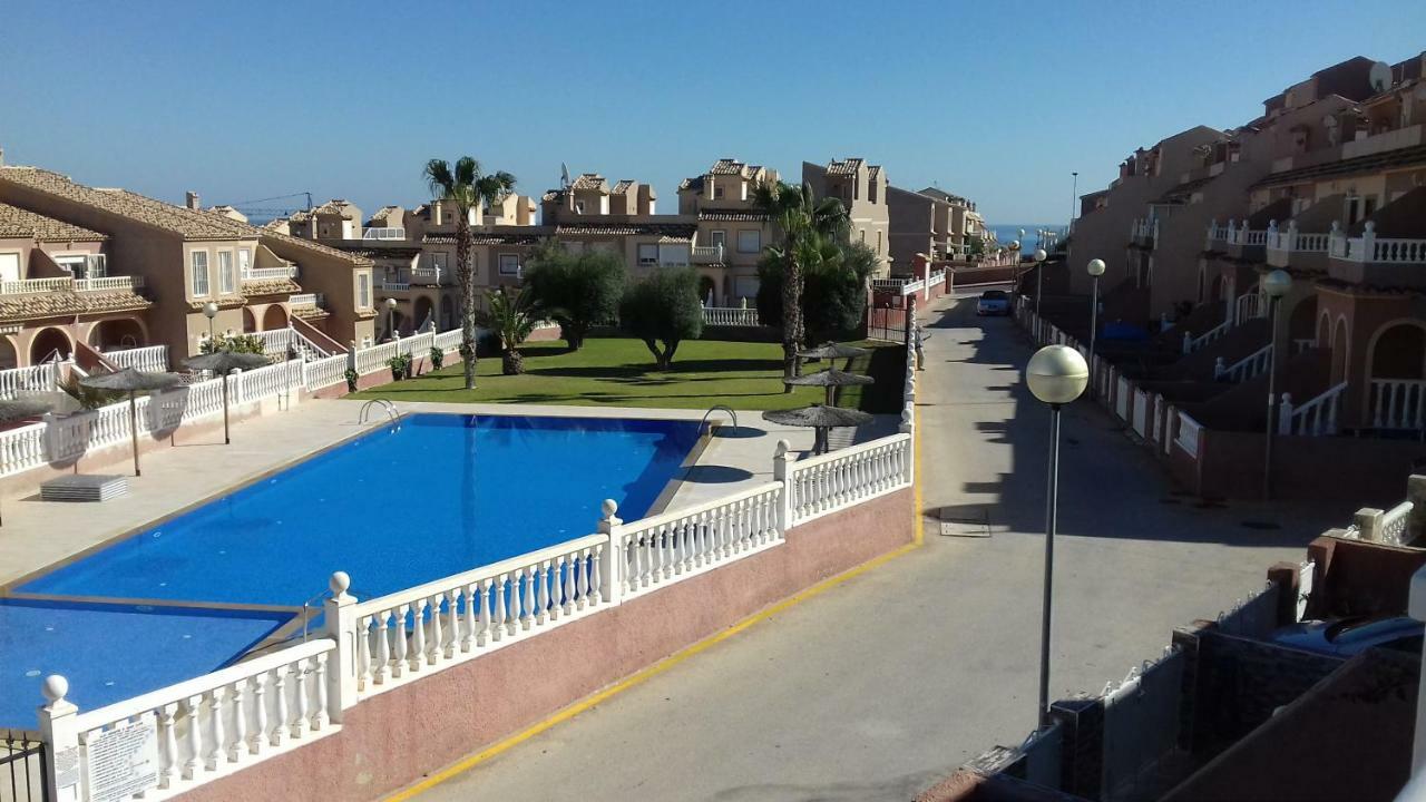Bungalow Junto A La Piscina, Gran Alacant Santa Pola Dış mekan fotoğraf